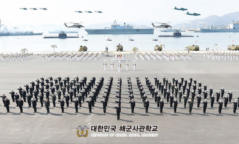 "과거 '전과' 기록 함부로 본 해사가 잘못했다" 지원자 불합격 처리 뒤집은 법원 기사 관련이미지