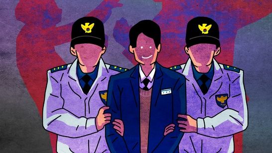 훔친 차로 경찰차 들이받고 도주한 무면허 10대, 법원 선처받았지만 조폭 행세 하다 감옥행 기사 관련이미지