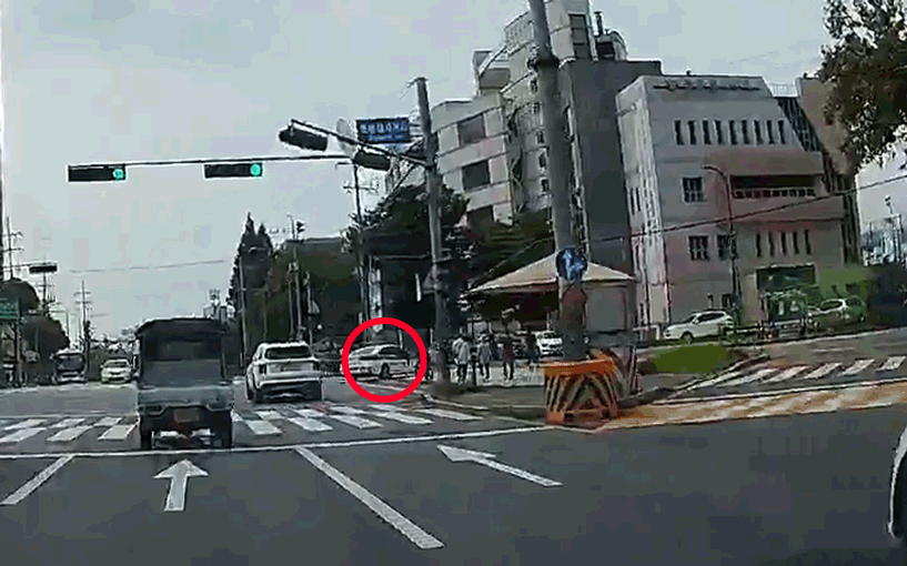 온라인 커뮤니티에 올라온 영상의 일부. /온라인 커뮤니티 '보배드림'