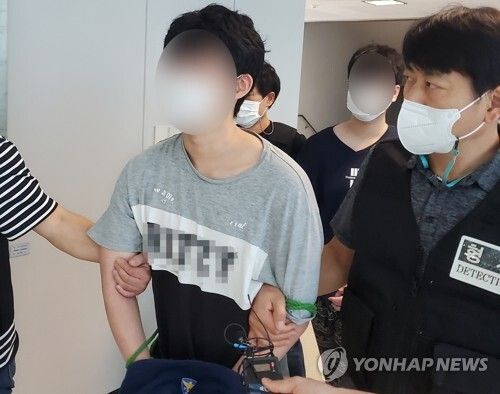 할머니 살해한 뒤 "할아버지도 따라가야지" 위협한 패륜 10대 형제 기사 관련이미지