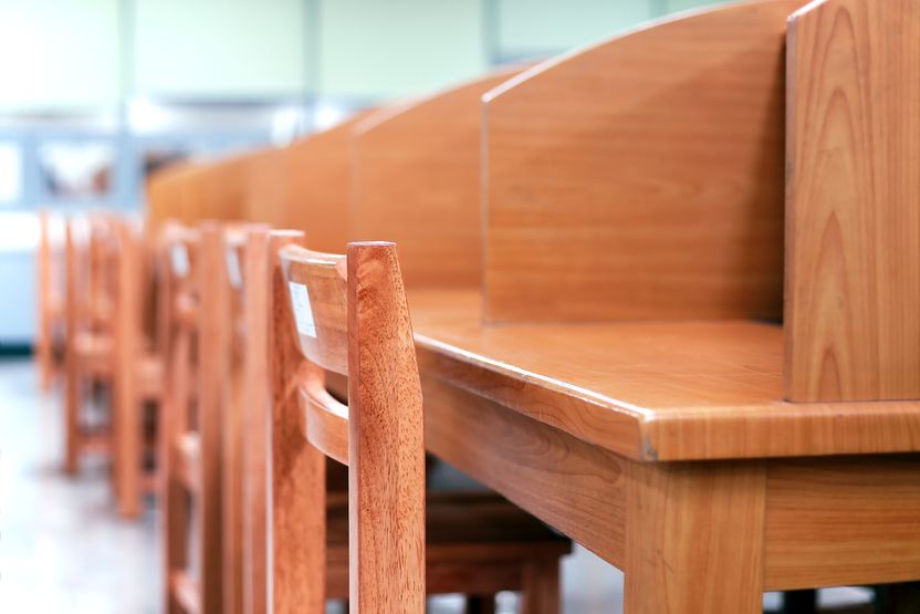 독서실 의자에 앉았는데 "아 따가워", 허벅지 밑에는 바늘이… 기사 관련이미지