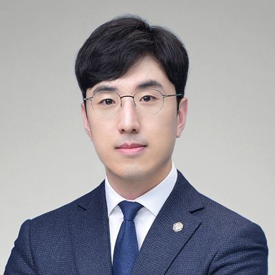 '법률사무소 화쟁'의 김성관 변호사. /로톡DB