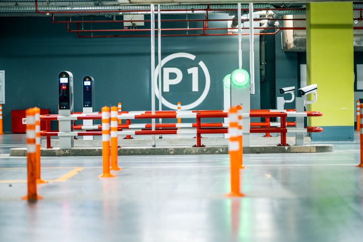 주차장 설비 '해킹'으로 먹통…그런데도 계약 깨려면 '위약금' 물어내라? 법적으로 보면 기사 관련이미지