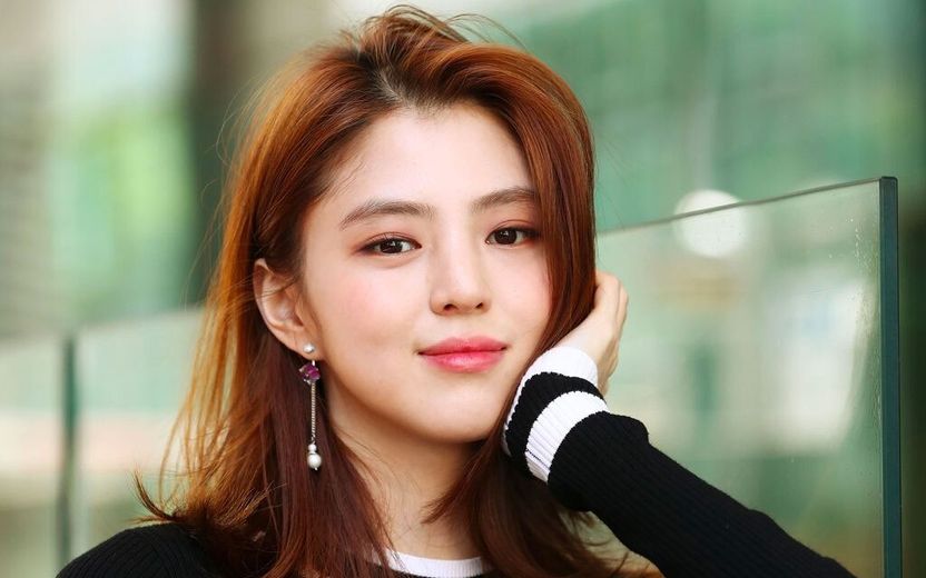 또 엄마 때문에…전자금융거래법 위반으로 고소당한 한소희, 처벌될 가능성은? 기사 관련이미지