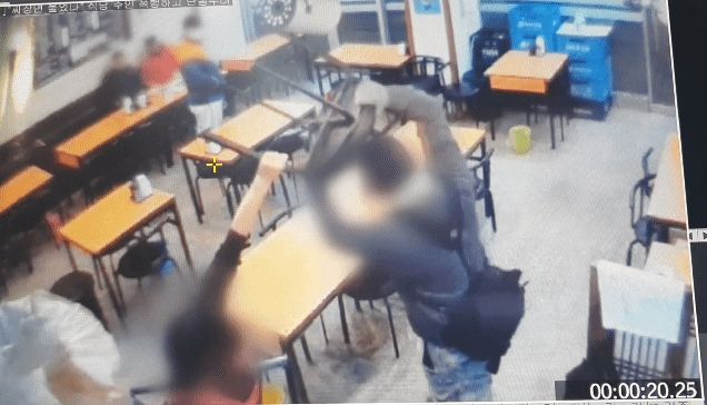 음식점에서 짜장면 한 입 먹고 분노한 남성의 결말 기사 관련이미지