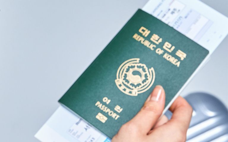 한국 잠깐 들른 동안 '방역수칙 위반'…"조사받으라" 연락 왔는데, 다시 한국 가야 할까요 기사 관련이미지