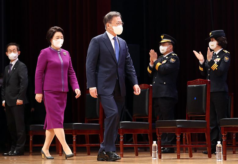 시민단체, '의전 비용' 논란 김정숙 여사 경찰에 고발 기사 관련이미지