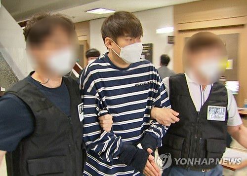 삼성 역대 '최다승' 투수의 몰락…윤성환, '승부조작' 징역 10월 확정 기사 관련이미지