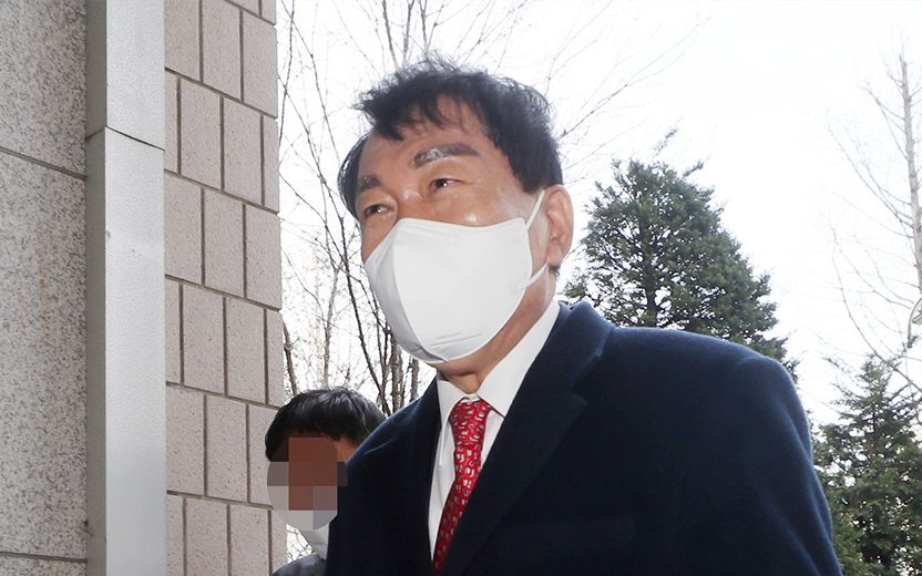 검찰, 공직선거법 위반 혐의로 안상수 전 의원 구속영장 청구 기사 관련이미지