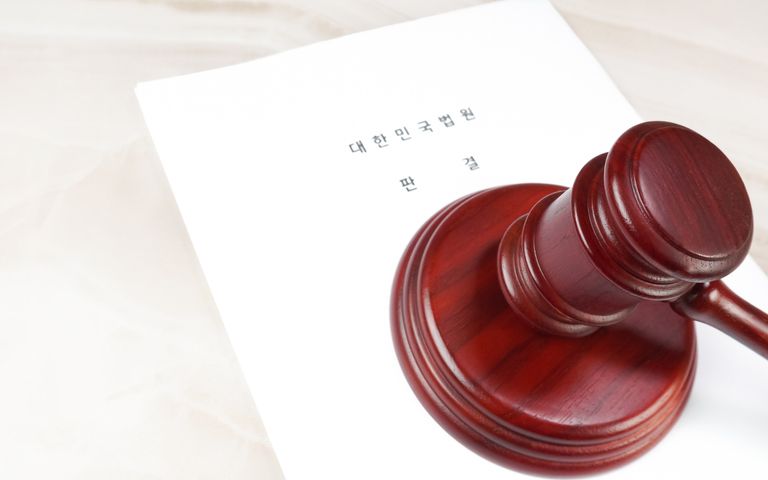 "염불 소리 시끄럽다" 항의한 이웃 살해하고 변명으로 일관한 승려 기사 관련이미지