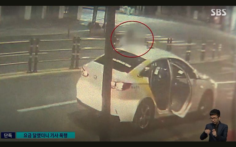 "요금 달라"는 택시기사에게…욕설은 물론, 주먹질에 '소변'까지 봤다 기사 관련이미지