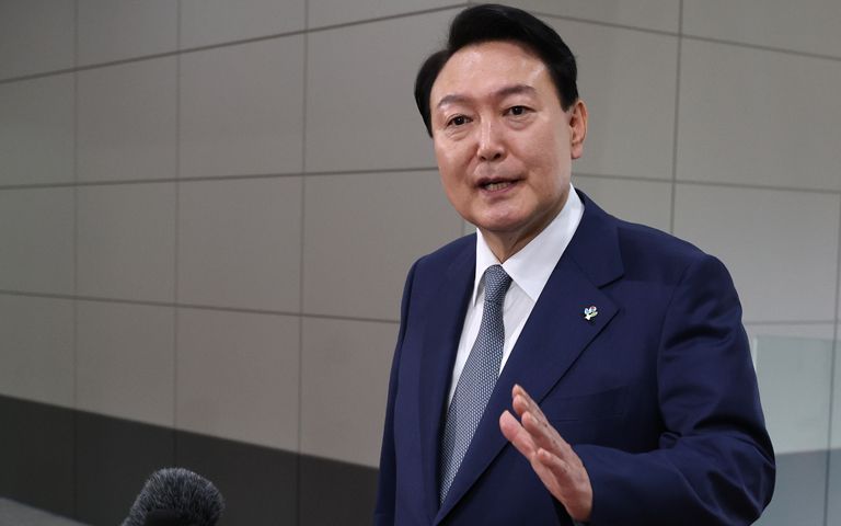 24일 윤석열 대통령은 주 52시간제 개편론에 대해 "아직 정부의 공식 입장은 아니다"고 말했다. /연합뉴스