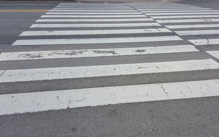 '끼익' 급정거에 놀라 넘어진 무단횡단 아이…대법 "그래도 운전자 잘못" 기사 관련이미지