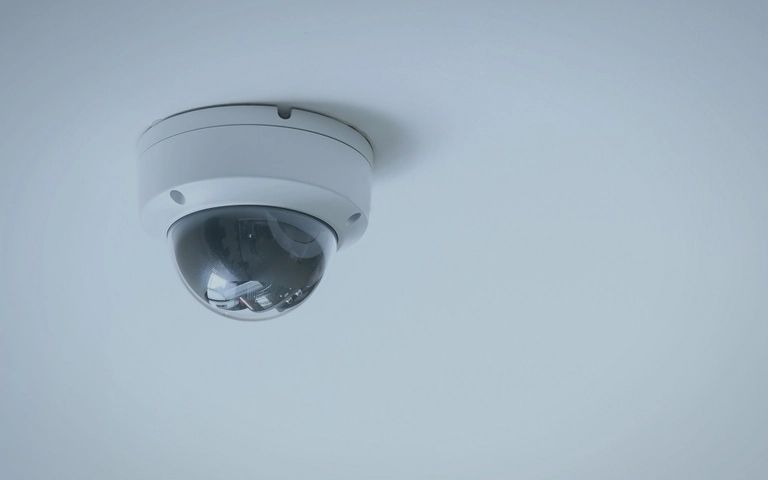 몰래 과자 먹었다고 '체중 38kg' 영양실조 룸메이트 살해한 20대…징역 16년 기사 관련이미지