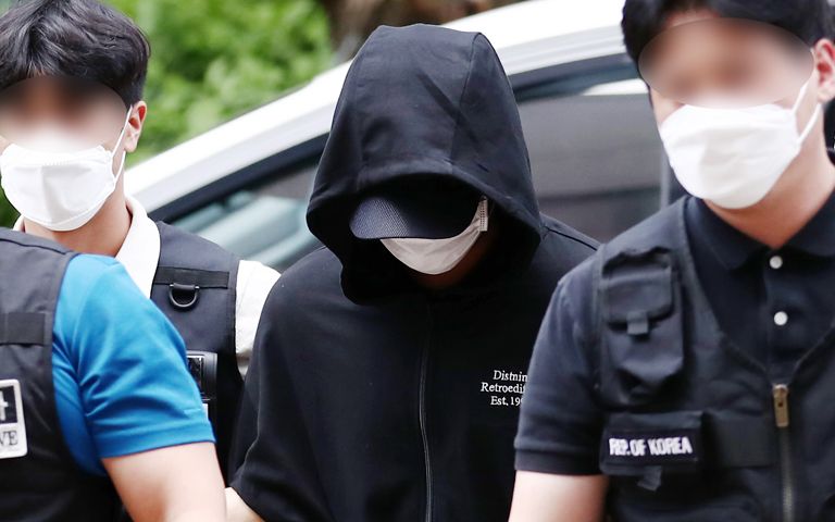 '인하대생 성폭행 추락사' 가해 남성, 구속…"증거 인멸 및 도주 우려" 기사 관련이미지