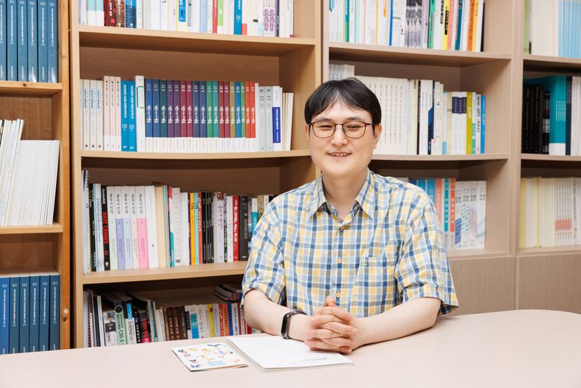 대형 영화관과 5년 넘게 싸우는 김재왕 변호사 "장애인 위한 영화 상영, 손해 아닌 편견" 기사 관련이미지
