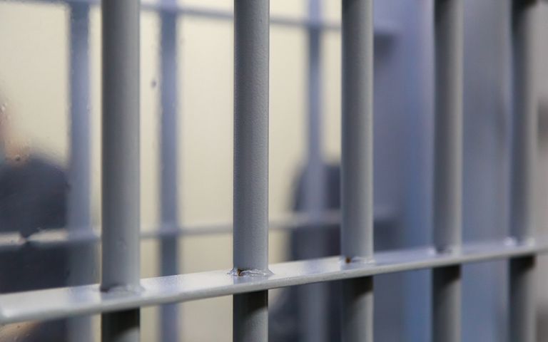 무인점포에서 17만원 어치 훔친 30대…판사는 어쩔 수 없이 실형을 택했다 기사 관련이미지