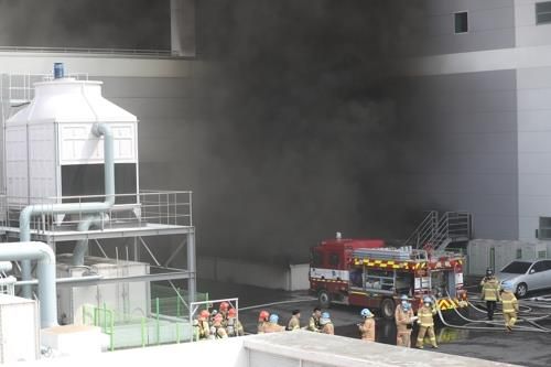 5명 목숨 잃은 용인 물류센터 화재…화재 수신기 꺼놓은 관리 직원 '집행유예' 기사 관련이미지