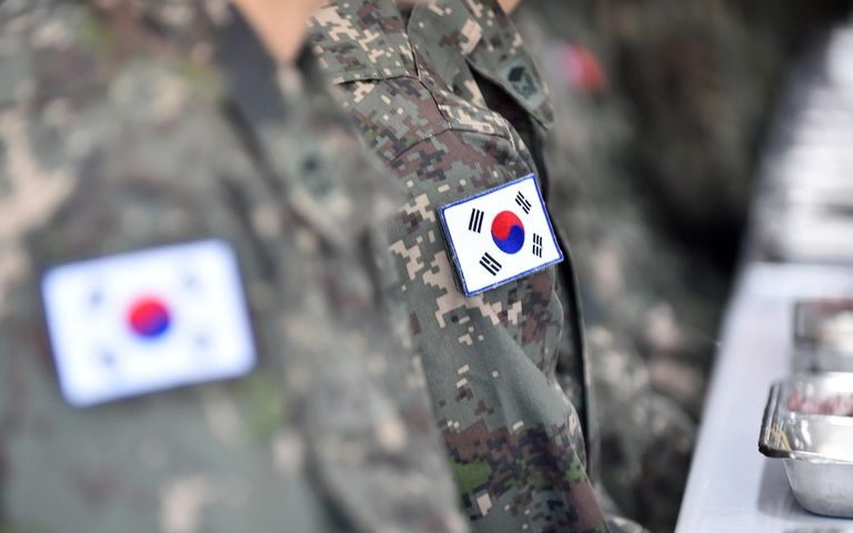 입대 앞두고 종교 활동 재개한 '여호와의 증인'…2심 "양심적 병역거부 아냐" 기사 관련이미지