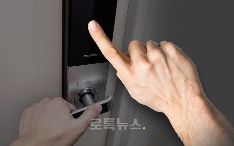 '형광펜' 하나로 아파트 도어락 열고 4100만원 훔친 절도범 기사 관련이미지