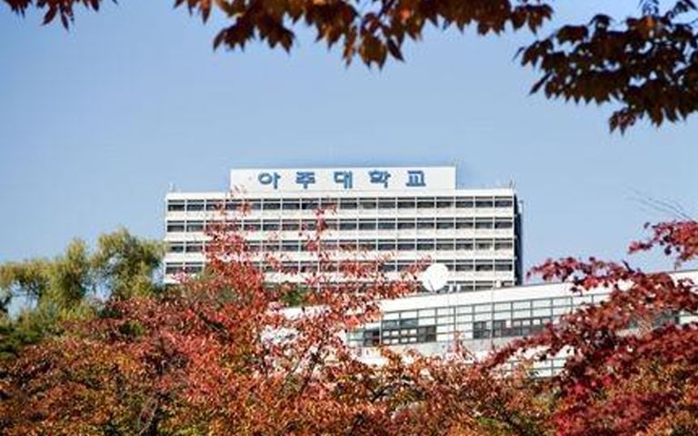 연세대에 이어 아주대에서도 의대생이 재학생 불법촬영 기사 관련이미지