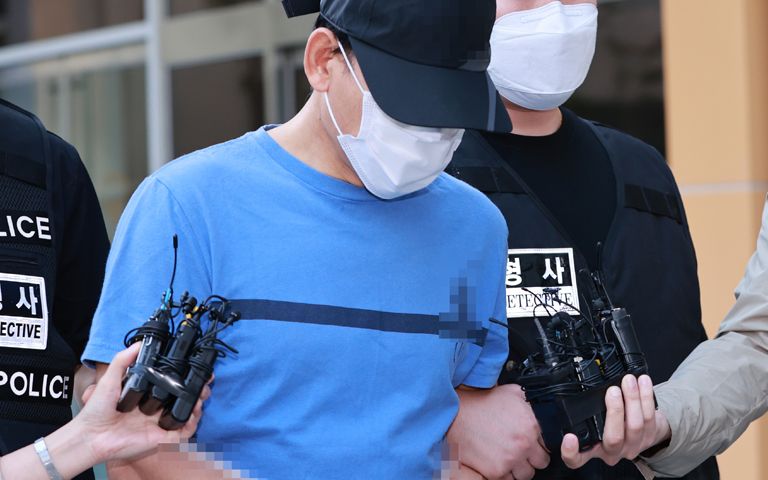 장인 눈앞에서 일본도로 아내 살해…선고 직전 합의서 냈지만, 형량은 그대로 기사 관련이미지