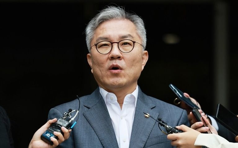 채널A 기자 명예훼손 혐의는 피했다…최강욱 의원, 1심서 무죄 기사 관련이미지