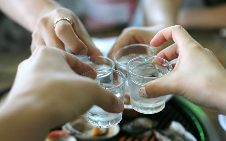 사장 온 해수욕장 인근 회식 중 바다로 다이빙해 중상…이것도 산재입니다 기사 관련이미지