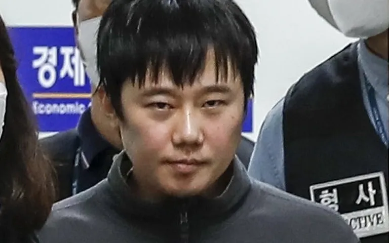 우산 쓰면 피해자 못 알아볼까 봐…전주환, 피해자 동네 '강수량'까지 검색했다 기사 관련이미지