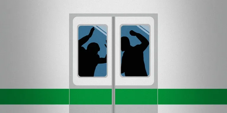 지하철 멈춰세운 민폐 승객들의 최후는? 기사 관련이미지