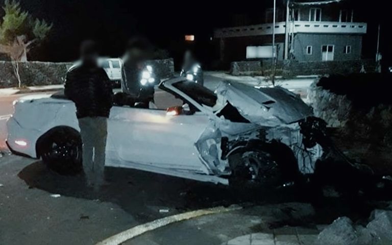"벨트 안 했네?" "응", 그리고 급가속…제주 오픈카 사망 사고에 '살인'은 없었다 기사 관련이미지