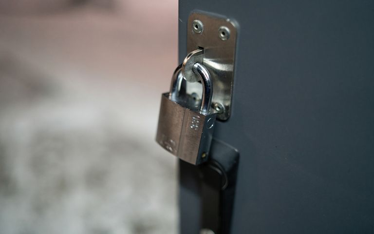 대학 동기 8일간 가둬놓고…담뱃불로 팔 지지고 장기 적출 협박 기사 관련이미지