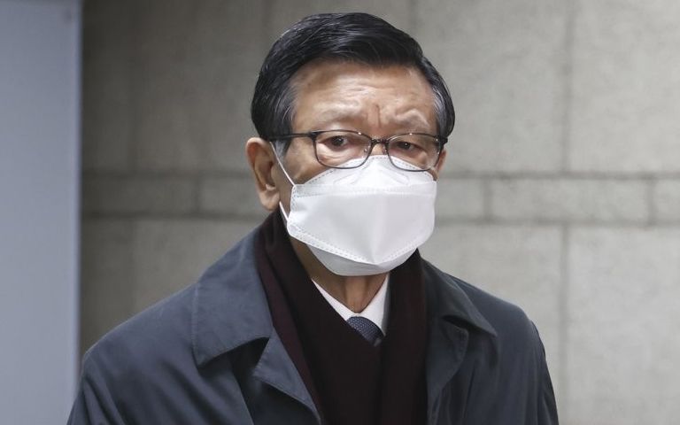 징역 10년 받고 법정구속됐던 박삼구 전 회장, 5개월 만에 또 보석 석방 기사 관련이미지