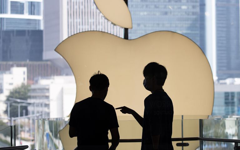 미국·프랑스·이탈리아·칠레에서 다 졌던 애플, 한국에선 이겼다 기사 관련이미지