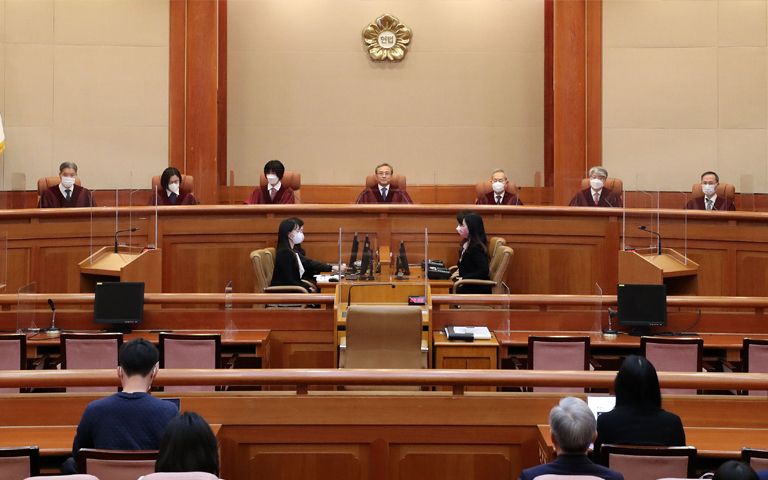 헌재 "검수완박법, 국회 표결권 침해는 맞지만 무효는 아니다" 기사 관련이미지