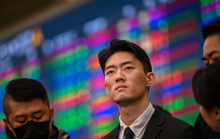 "사과하고 싶다" 전두환 손자 미국에서 입국…공항서 마약 투약 혐의 체포 기사 관련이미지