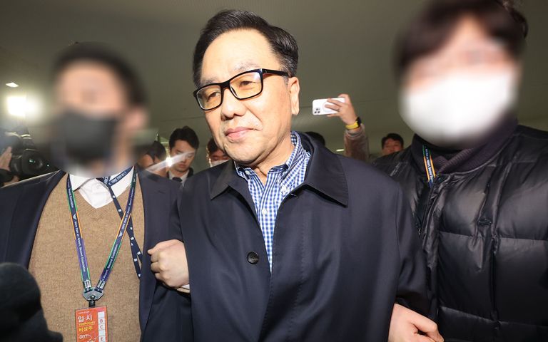 '계엄령 문건' 조현천, 귀국 직후 공항서 체포…"도주 아닌 귀국 연기" 기사 관련이미지