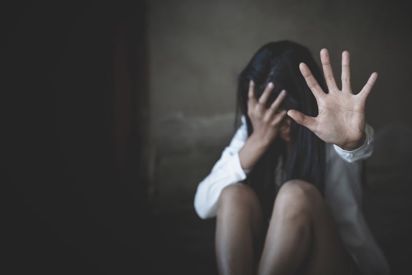 “고교 시절 집단 성폭행 가해자가 초등 교사 돼”…현행법상 막을 방법 없어 기사 관련이미지