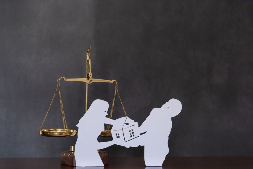 남편 “40년 봉사했으니, 이제는 자유롭게 살고 싶어” VS 아내 “이혼은 절대 안 돼” 기사 관련이미지
