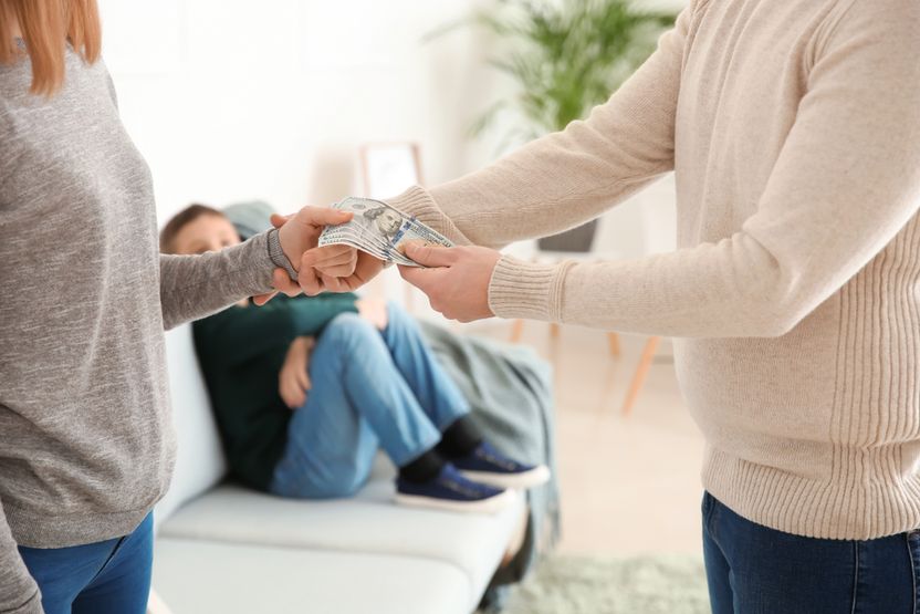 이혼하자며 가족을 방치하는 남편…법으로 ‘부양료’를 받아 낼 방법 없나? 기사 관련이미지