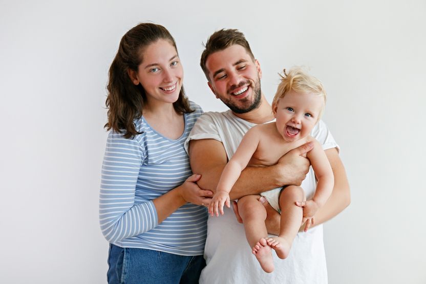 내년부터 부부가 함께 육아휴직 하면 최대 월 900만 원 받는다 기사 관련이미지