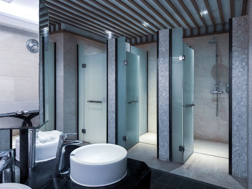 목욕탕에서 걷다가 미끄러져 팔 골절…업주 형사처벌 못하나? 기사 관련이미지