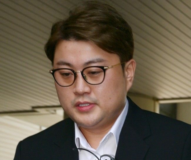 “김호중, 징역 30년형 수준의 중범죄…혐의 중 가장 무거운 범죄는 도주치상” 기사 관련이미지