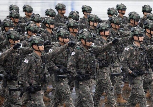 10월 1일 국군의날 쉰다…정부, ‘임시공휴일’ 의결 기사 관련이미지