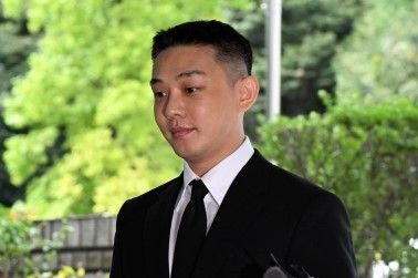 ‘동성 성폭행 혐의’ 유아인 불송치…경찰, ‘증거 불충분’ 기사 관련이미지