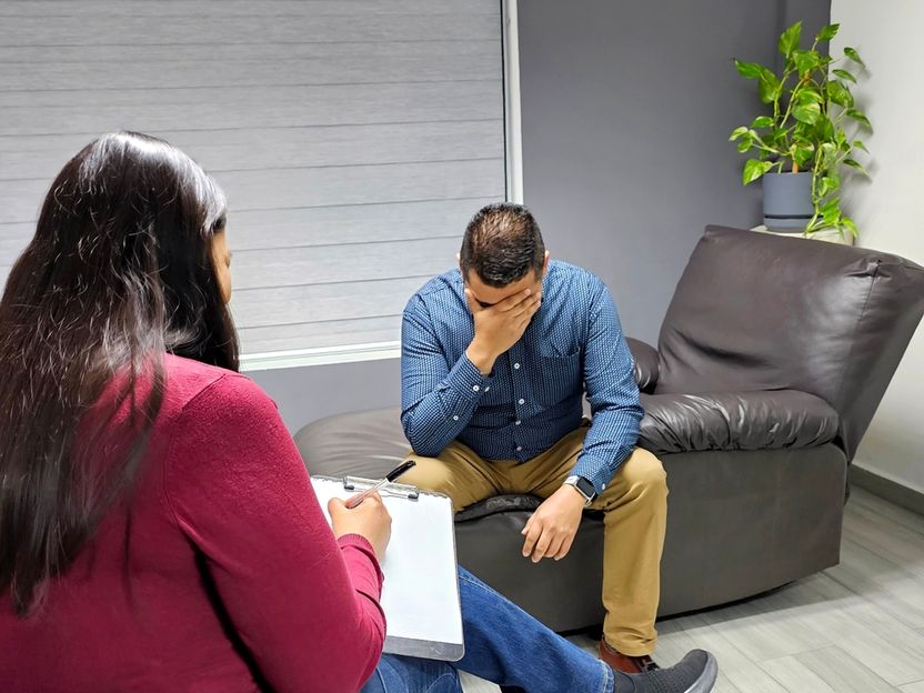 배우자가 정신질환과 가족력을 숨기고 결혼…혼인 파탄의 유책 사유 될 수 있나? 기사 관련이미지