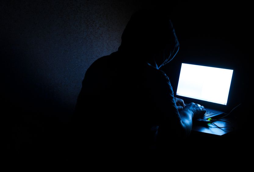 익명 앱 ‘블라인드’ 통해 사실과 다른 소문내 피해…명예훼손죄로 고소할 수 있나? 기사 관련이미지