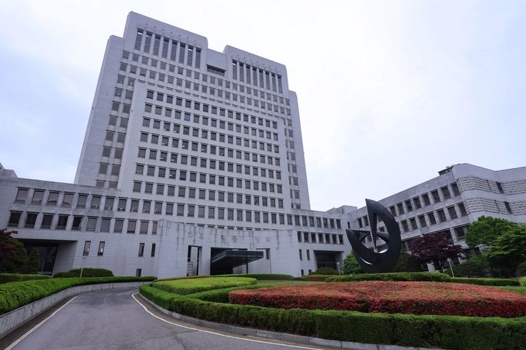 코로나로 문 닫았던 공항 면세점 "임대료 전액 돌려달라" 승소 기사 관련이미지