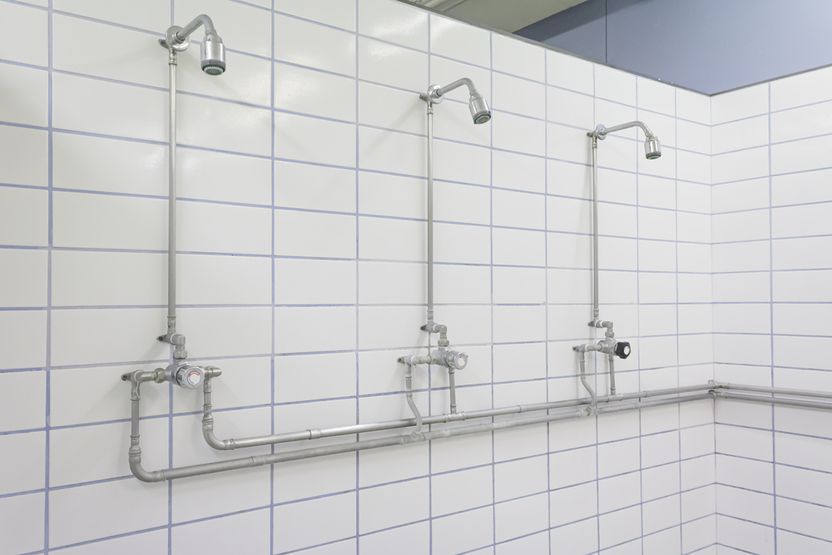 여탕 문 열자 남탕이었다…스티커 바꾼 장난, 징역 5년까지 받을 수 있다 기사 관련이미지