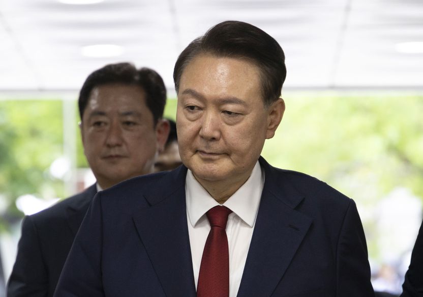 윤석열 전 대통령의 ‘속옷 저항’, 근거는 형사소송법 주석서? 기사 관련이미지